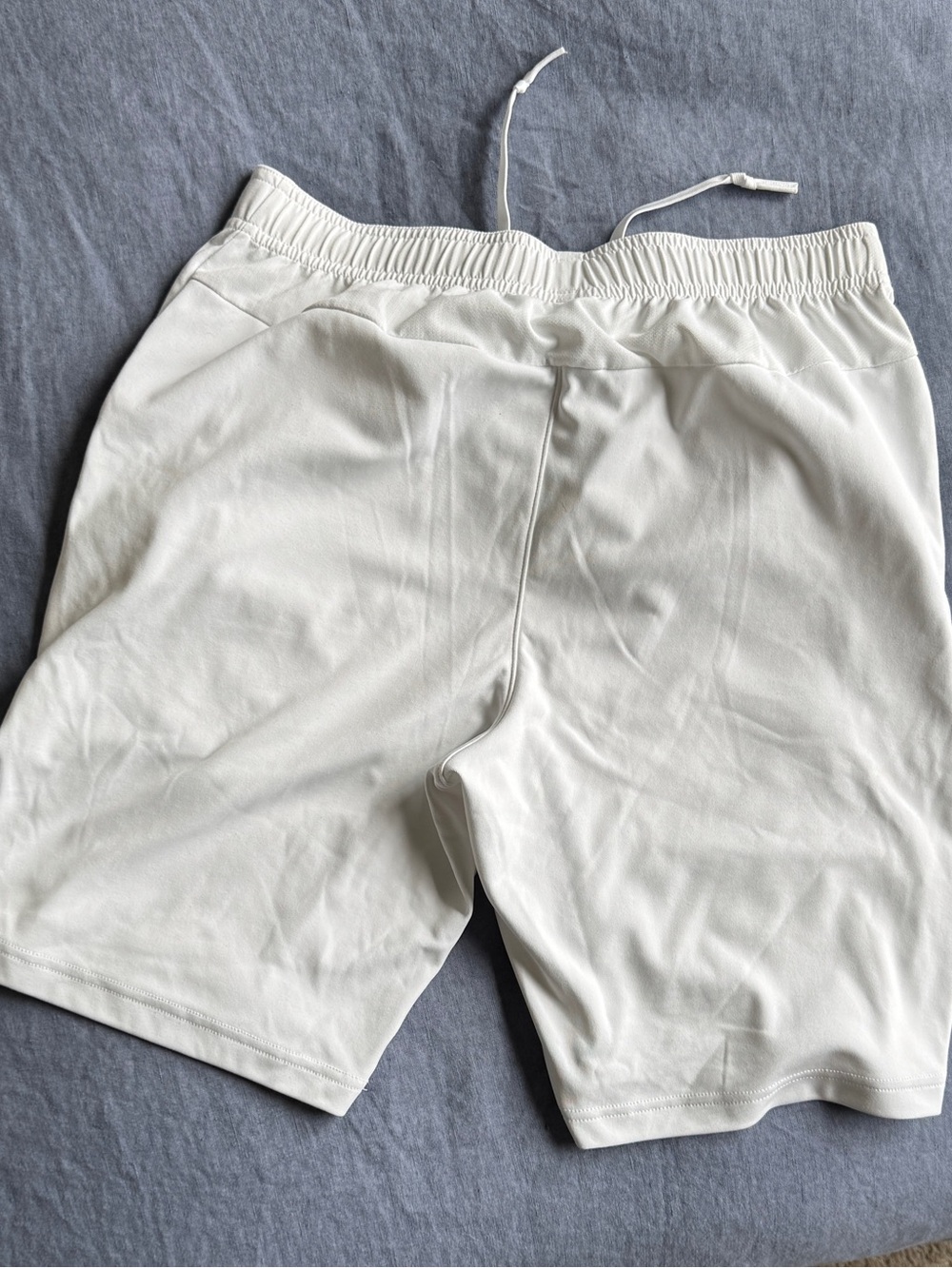 Uniqlo White Drawstring Athletic Tennis Shorts - Picture 3 of 3